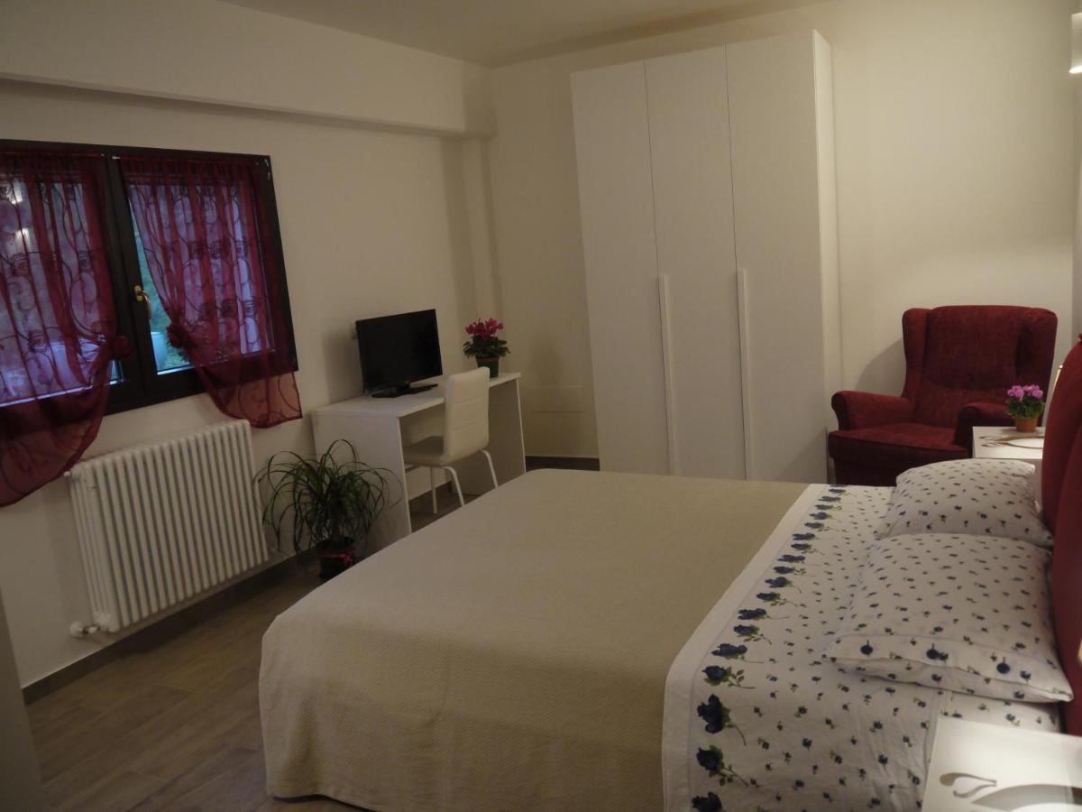Bed and Breakfast "Cara Pace" In Collina Per Famiglie Montefiore Conca Exteriér fotografie