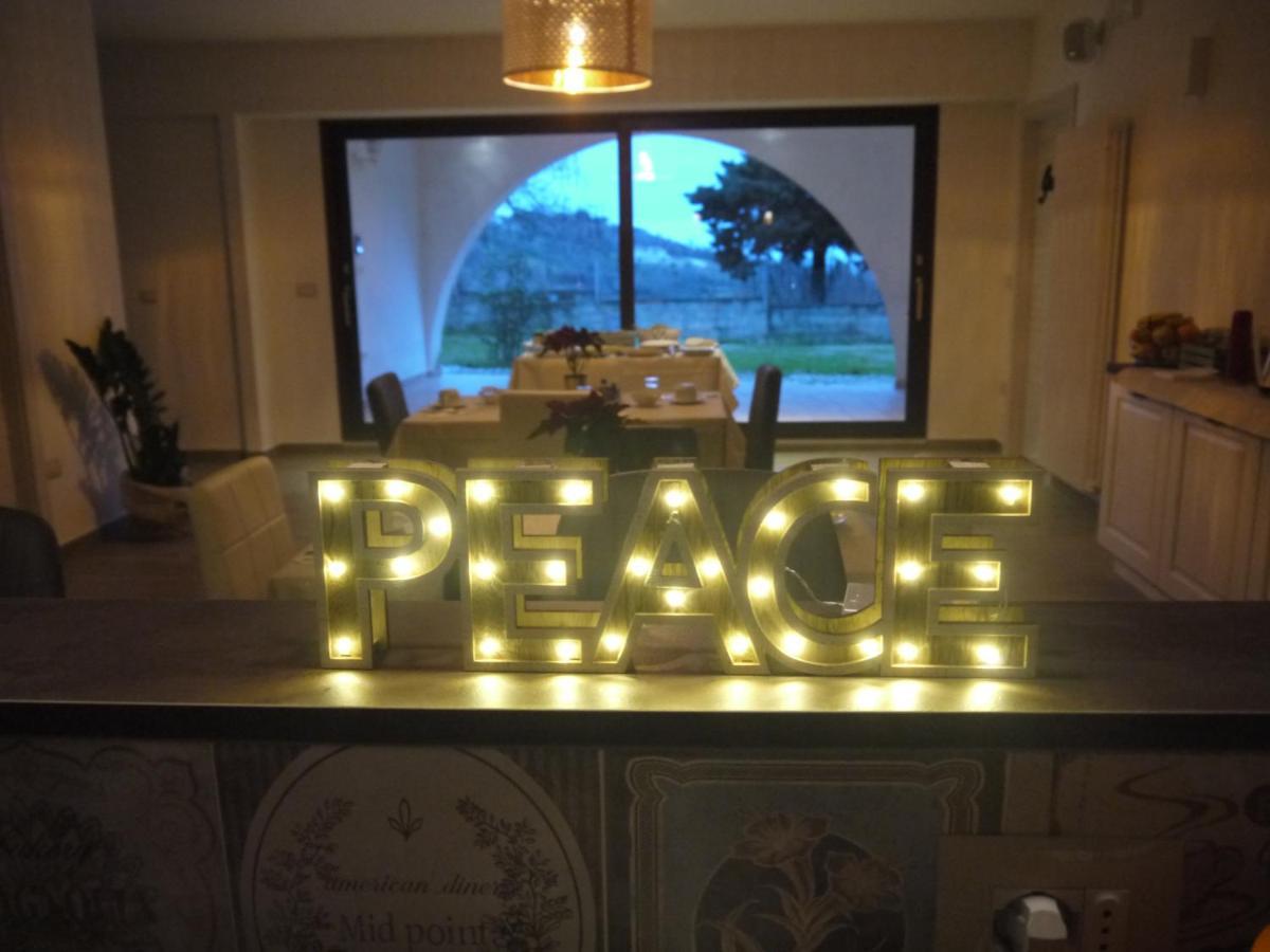 Bed and Breakfast "Cara Pace" In Collina Per Famiglie Montefiore Conca Exteriér fotografie