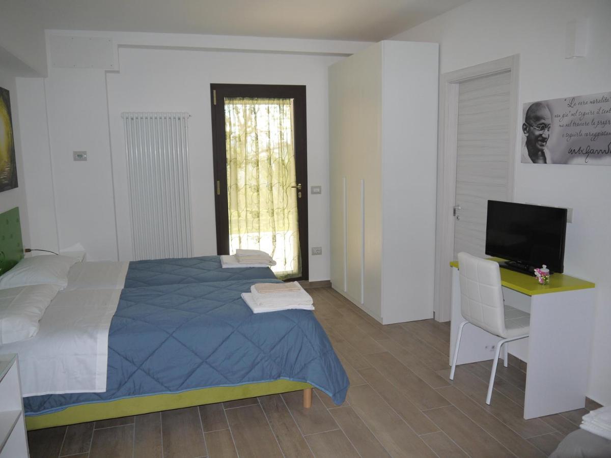 Bed and Breakfast "Cara Pace" In Collina Per Famiglie Montefiore Conca Exteriér fotografie
