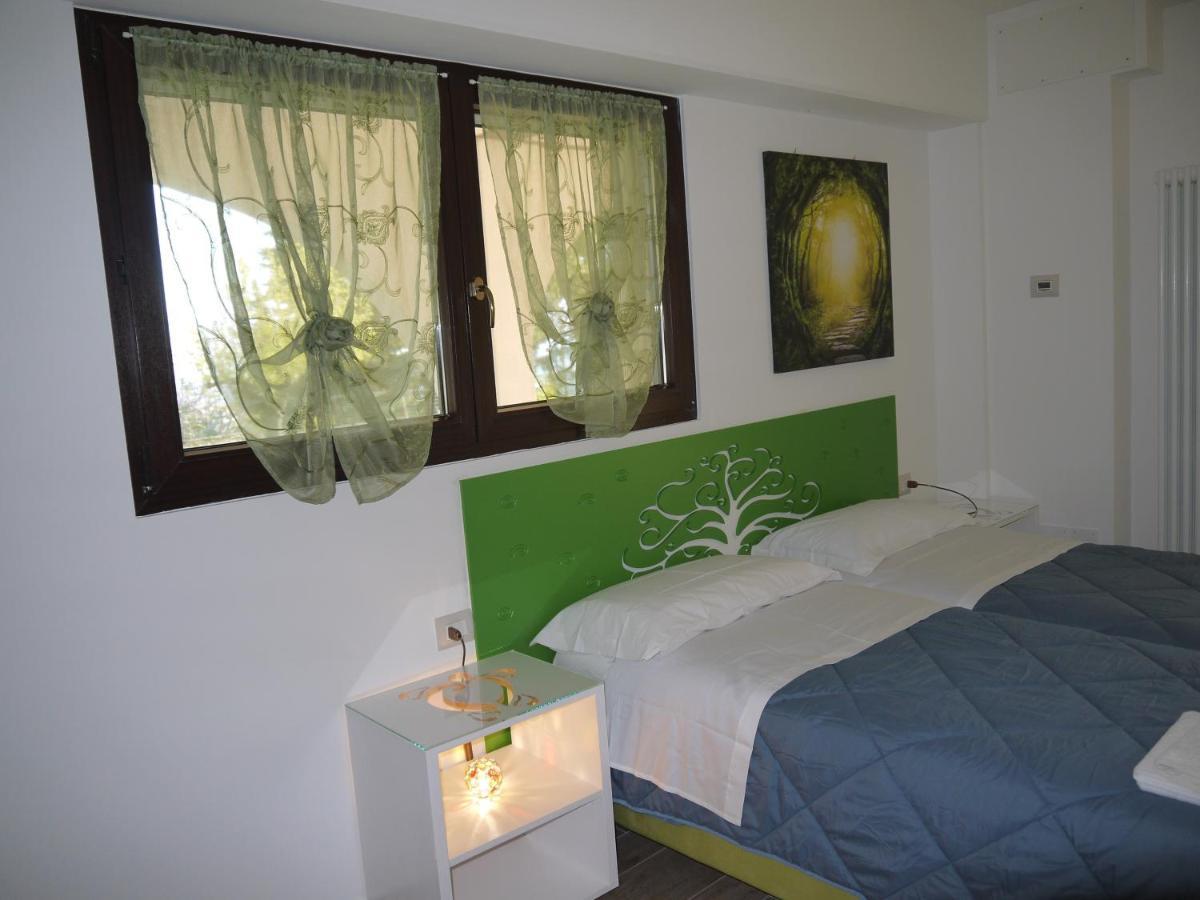 Bed and Breakfast "Cara Pace" In Collina Per Famiglie Montefiore Conca Exteriér fotografie