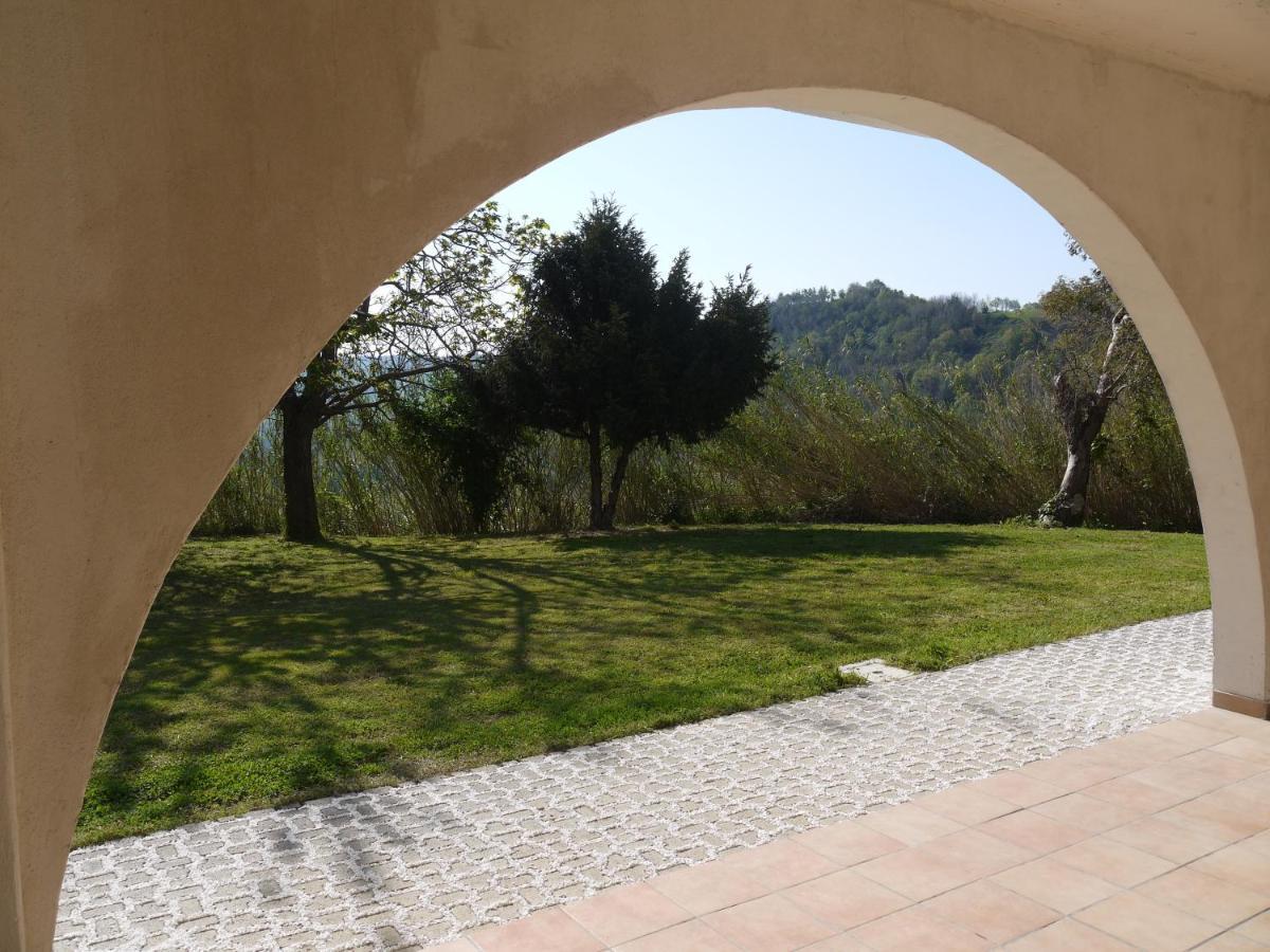 Bed and Breakfast "Cara Pace" In Collina Per Famiglie Montefiore Conca Exteriér fotografie